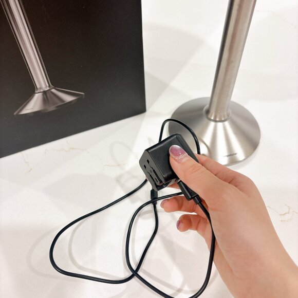 90% NEW SIMPLE HUMAN PRO MAKE UP MIRROR IN PACKAGING - Picture 10 of 14